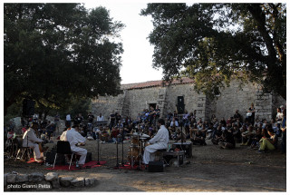 01 - Isole Che Parlano - Piccola Orchestra Gagarin - 5 settembre 2014