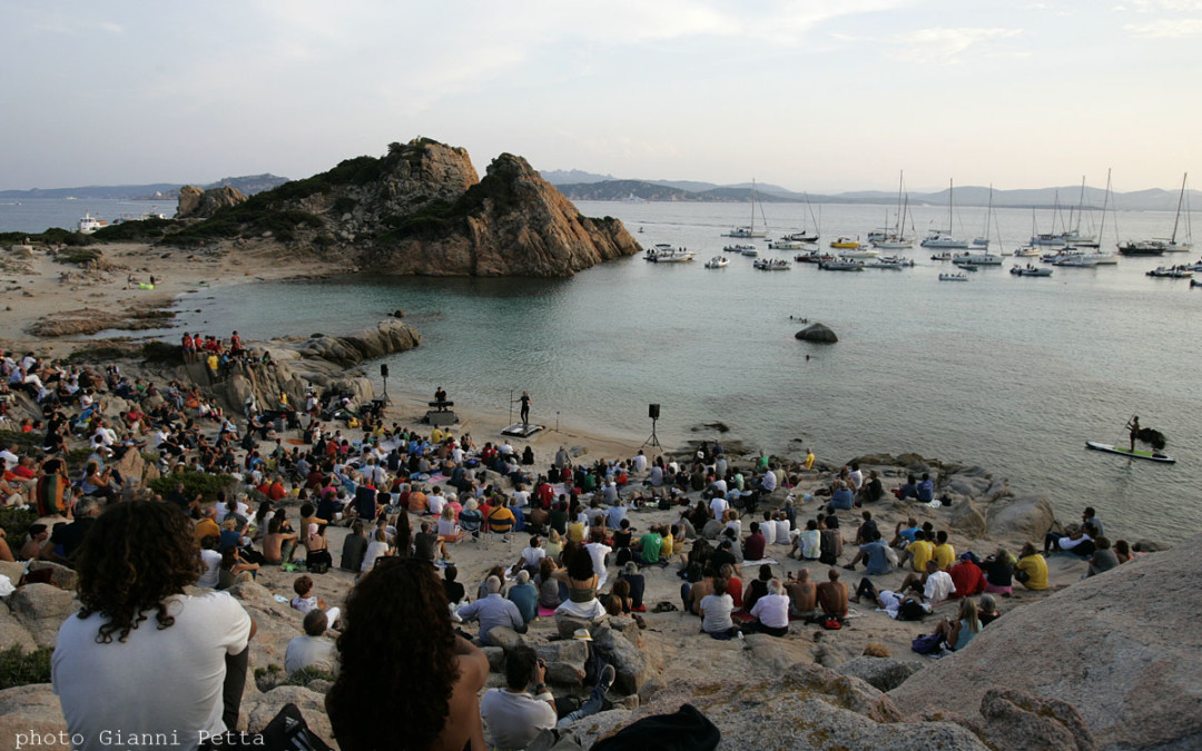 Cala Corsara Isola di Spargi-La Maddalena: Gli Spargiani – Scope – Ania Losinger e Mats Eser (Svizzera)