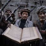 11_FRANCESCO CITO©04_1980_09_11 Afghanistan_A Mullah & Koran